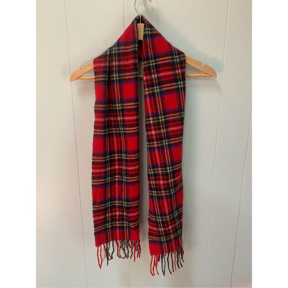 NWT Lochmere 100% Cashmere Red Black Tartan Plaid  "Royal Stewart" Fringed Unise - Picture 1 of 3